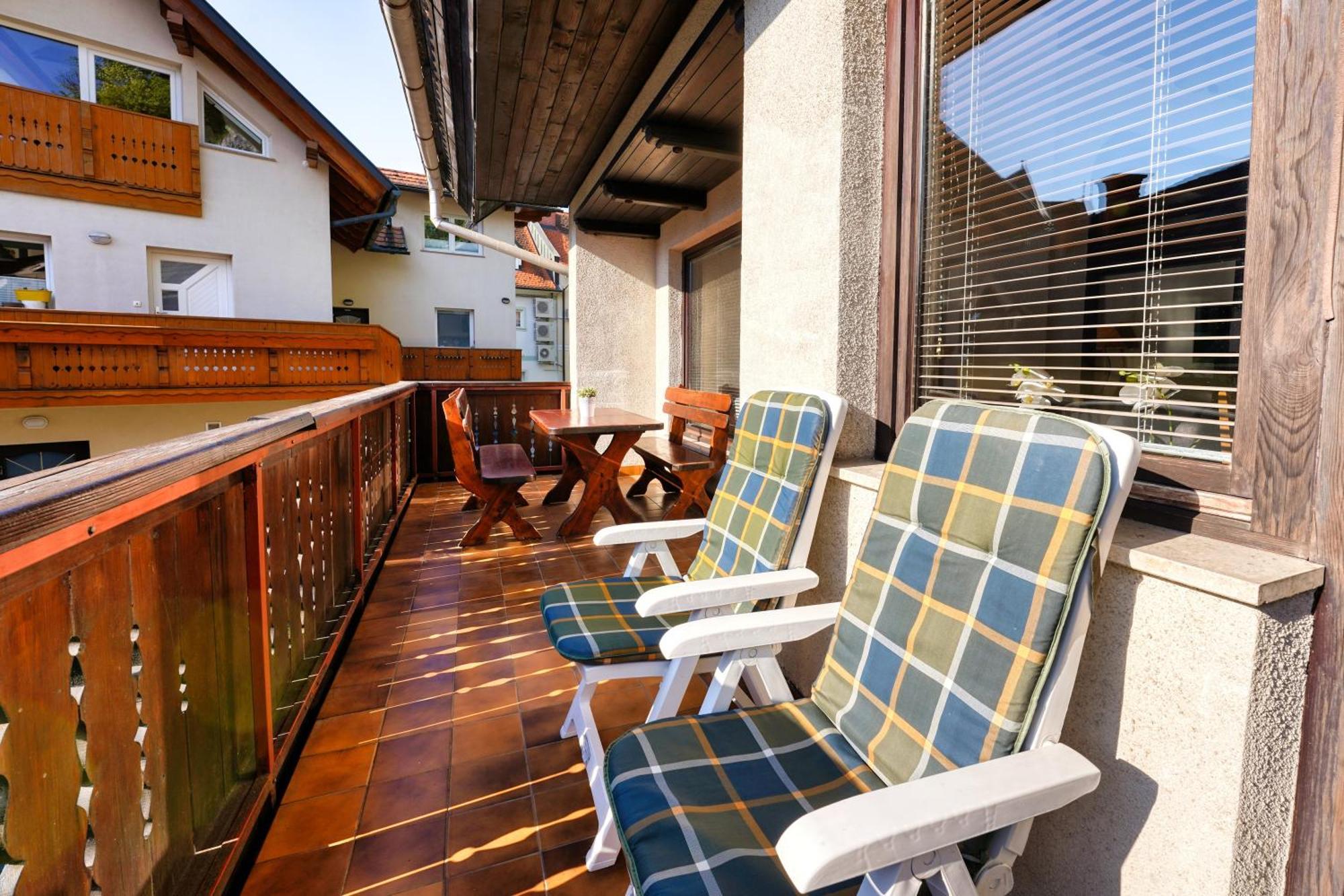 Castle Way Apartments Tamy Bled Esterno foto